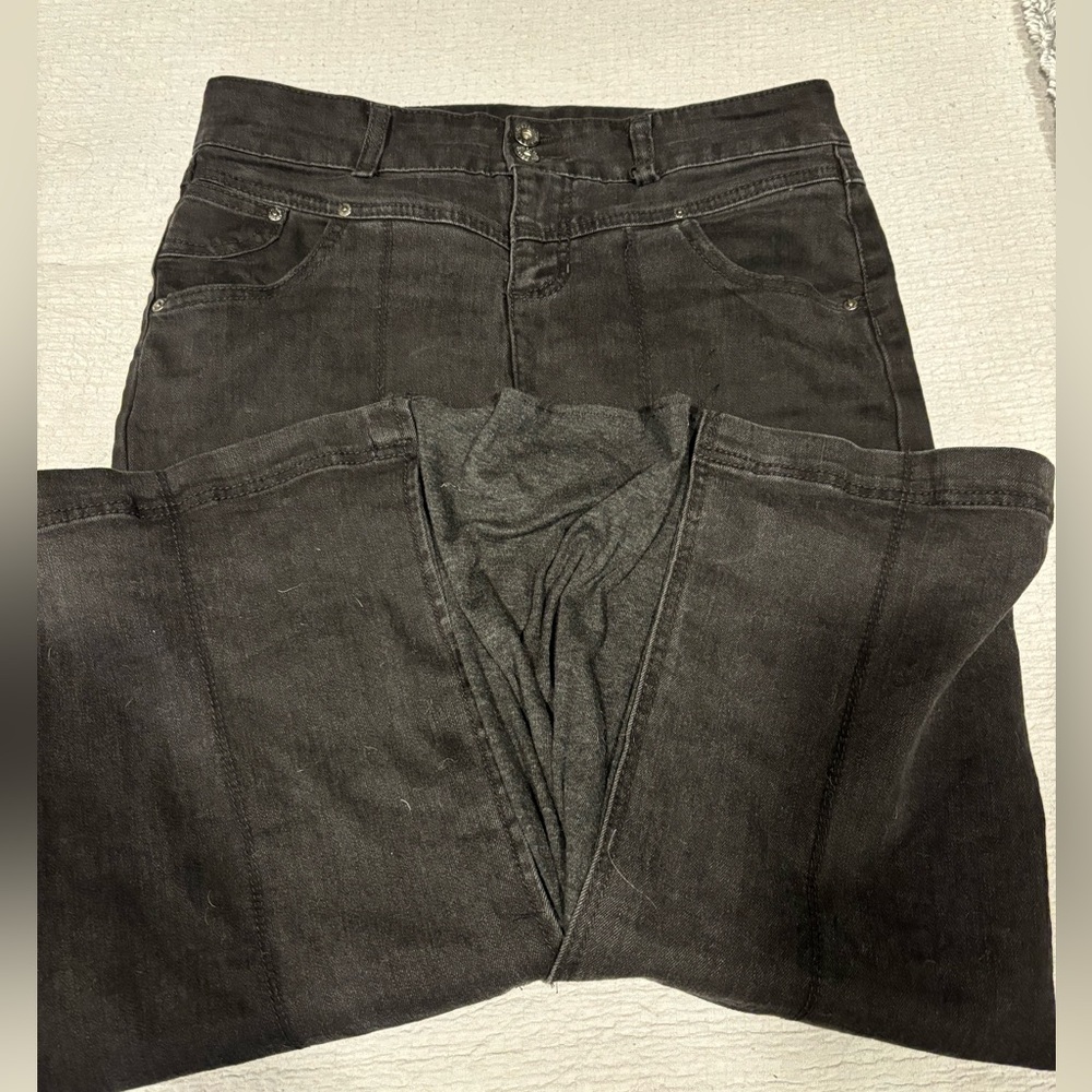 Jean Skirt - Picture 3 of 3